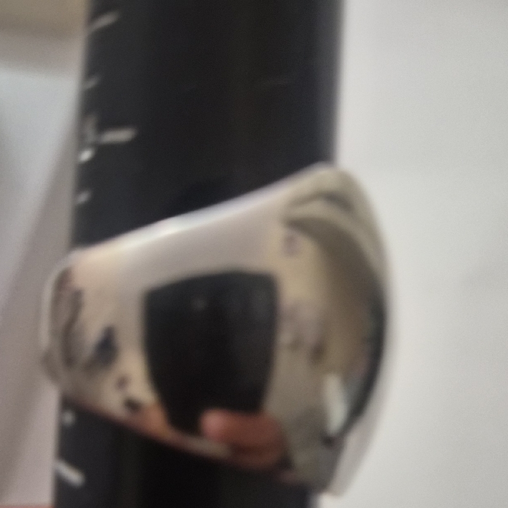 Silver Band Ring - Picture 4 of 7